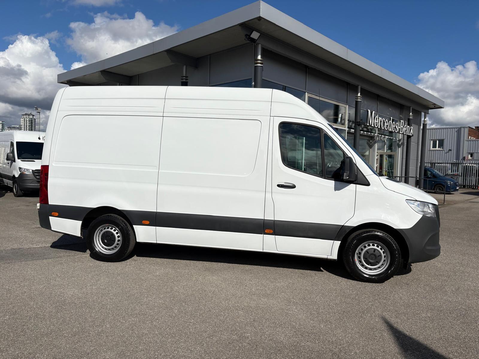 Mercedes-Benz Sprinter